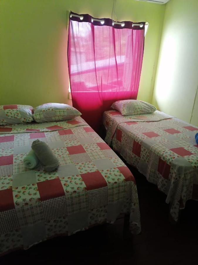 El Jaguar Hostel โบกัสทาวน์ ภายนอก รูปภาพ
